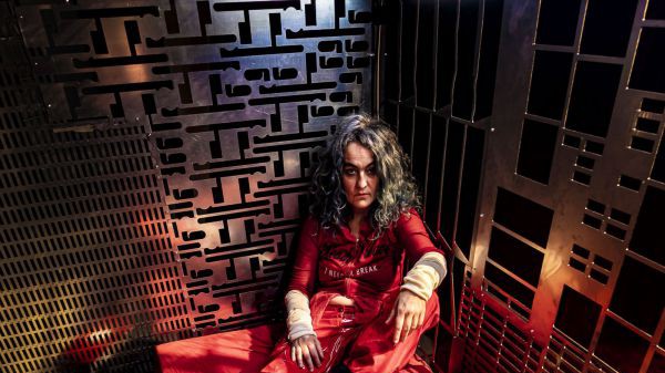 RED ROOMShttps://www.wienmodern.at/2022-angelica-castello-red-rooms-premiere-de-2365 Angélica Castelló