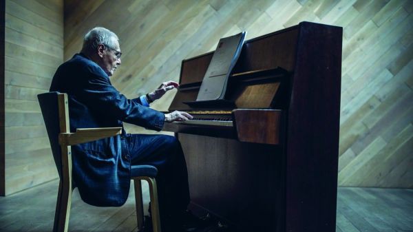 György Kurtág György Kurtág