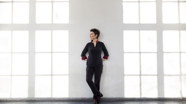 Angela Metzger