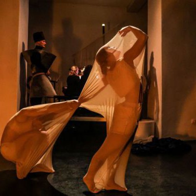 Die Nacht weiß nicht vom Tage