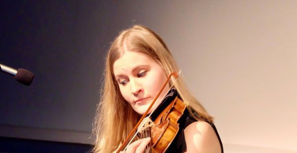 Judith Fliedl: Embodied Resonances